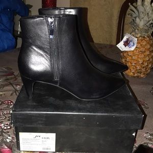 Kenzee kitten heel ankle booties